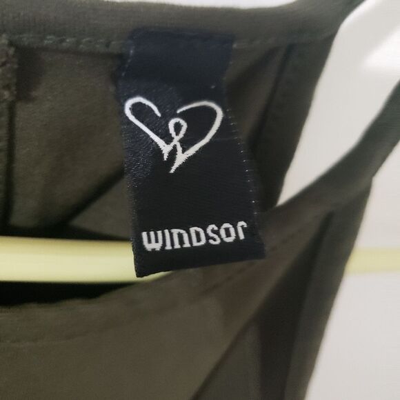 Windsor Green Bodycon Dress - Picture 3 of 4